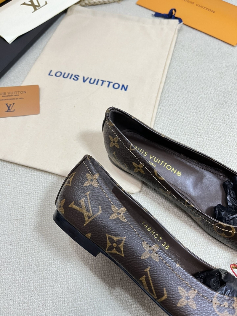 LV flat shoes